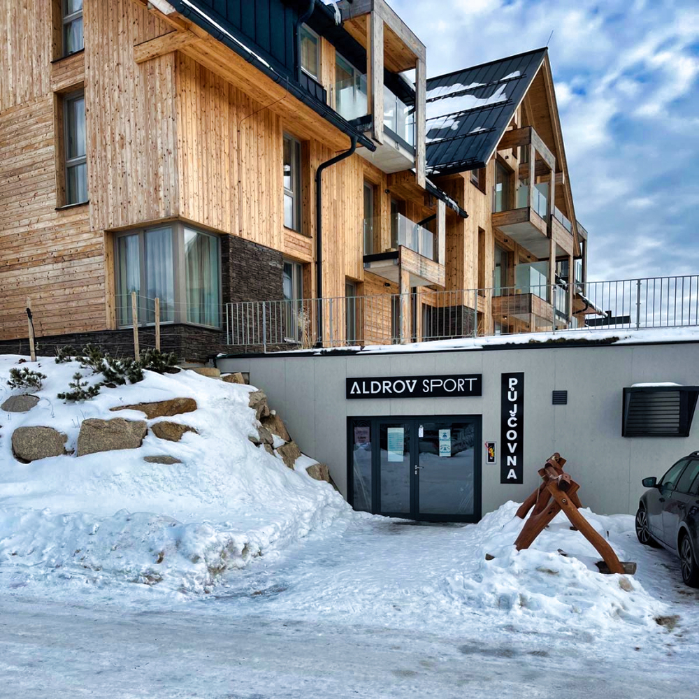 Půjčovna lyží a snowboardů Vítkovice